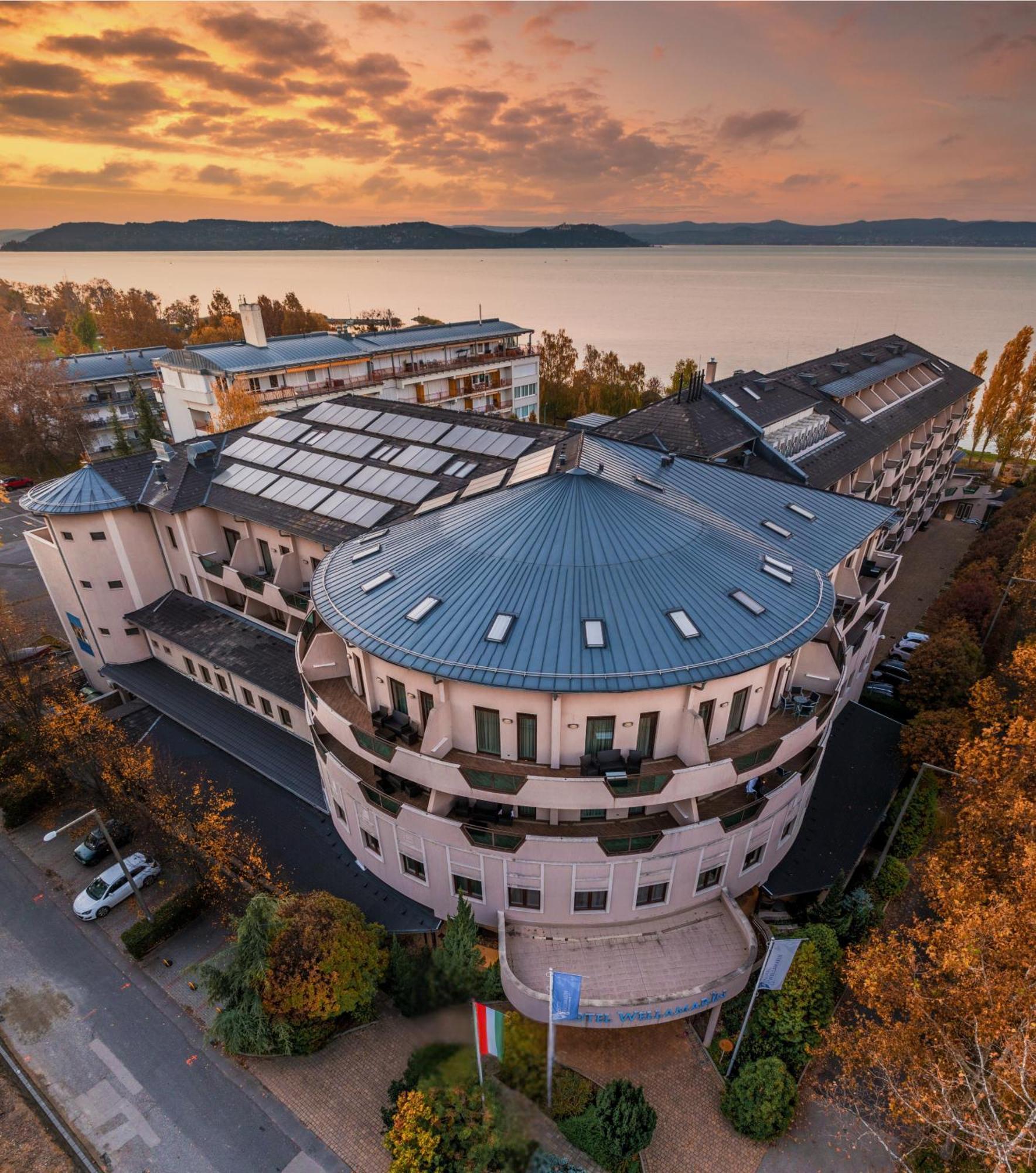 Hotel Wellamarin Zamardi Exterior photo
